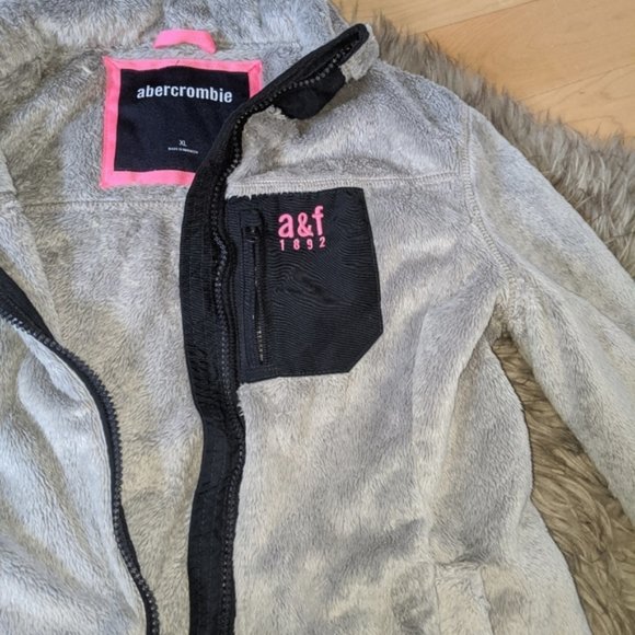 Abercrombie - Girls Fleece Jacket - Picture 4 of 5